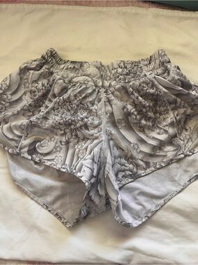 lululemon athletica Gray Floral Print Athletic Shorts